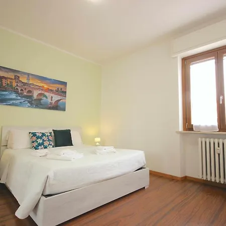 Vr Vo Pastorello Apartment